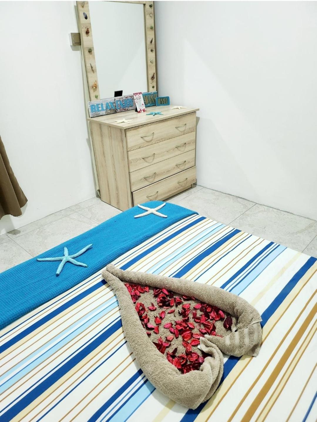 Kot Nu - Beach Themed Apartment - 3 Mins Walk From The Sea Flic-en-Flacq Dış mekan fotoğraf